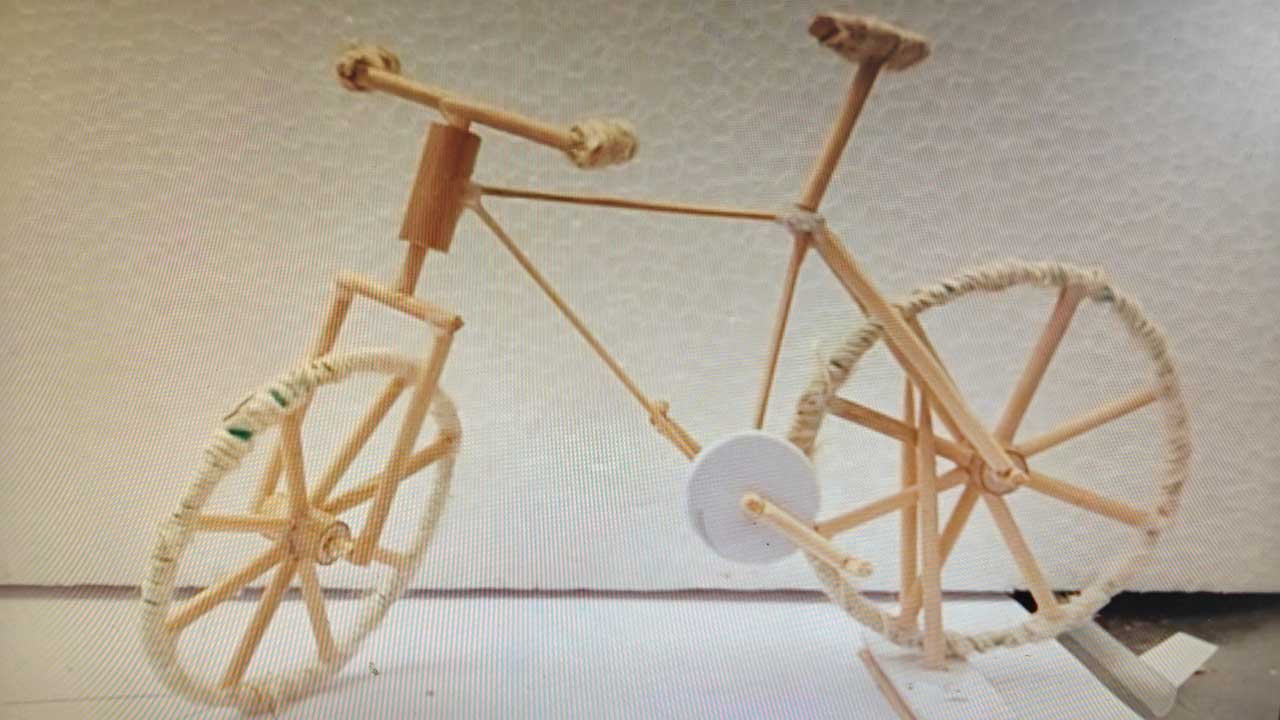 Miniature Bicycle – Built with Bamboo Skewers & Cardboard Precision